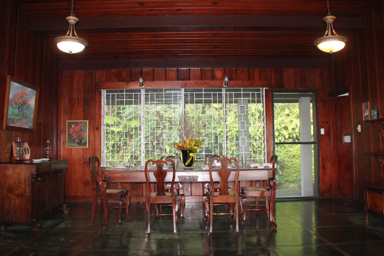 Treetops Villa ปอร์ตอันโตนิโอ ภายนอก รูปภาพ